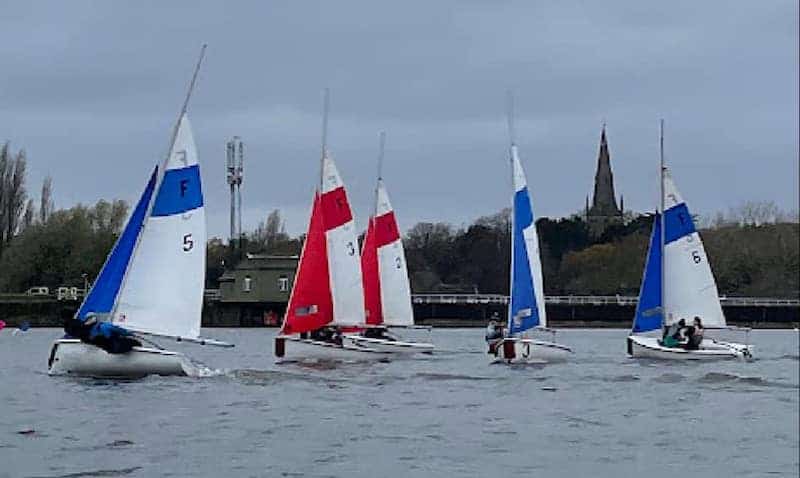 Firefly dinghies racing on the Welsh Harp reservoir